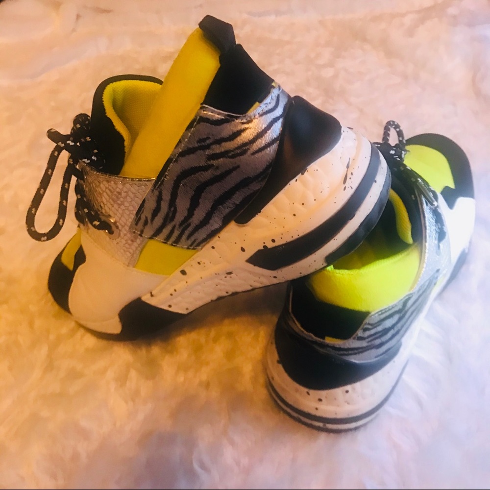 Size 9 Neon Print Platform Sneaker! Worn once.